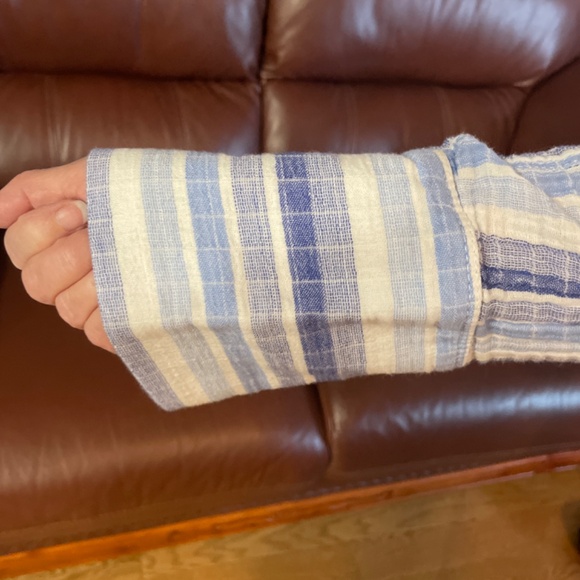 Organic Cotton Waffle Style Long Sleeve Blouse - Picture 2 of 7